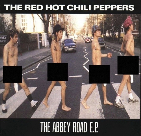 Red Hot Chili Peppers “Abbey Road EP”. Из названия нетрудно догадаться, какую знаменитую обложку спародировали “перцы”))