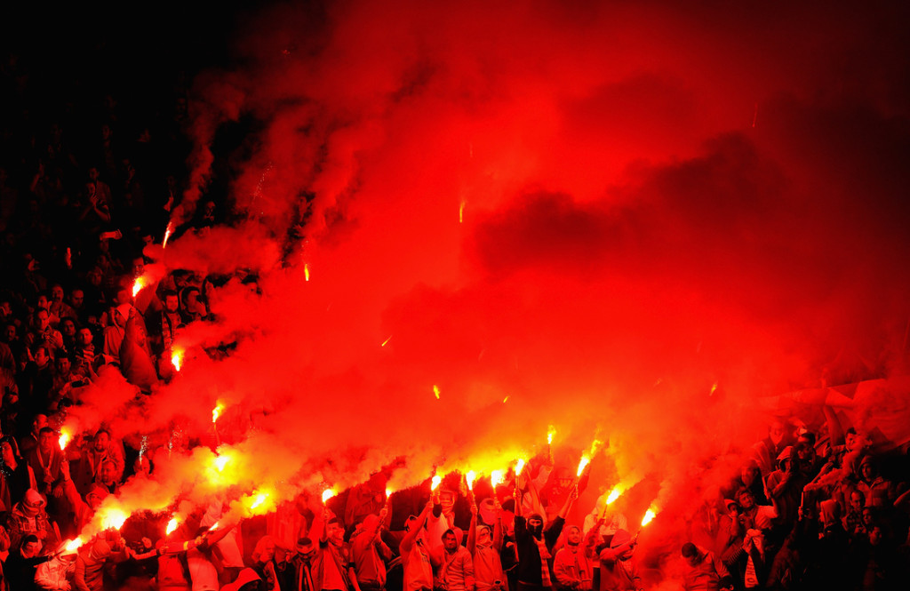 ISTANBUL, TURKEY - NOVEMBER 20: Galatasary fans prior to the UEFA Champions League Group H match between Galatasaray and Manchester United at the Turk Telekom Arena on November 20, 2012 in Istanbul, Turkey. (Photo by Laurence Griffiths/Getty Images)